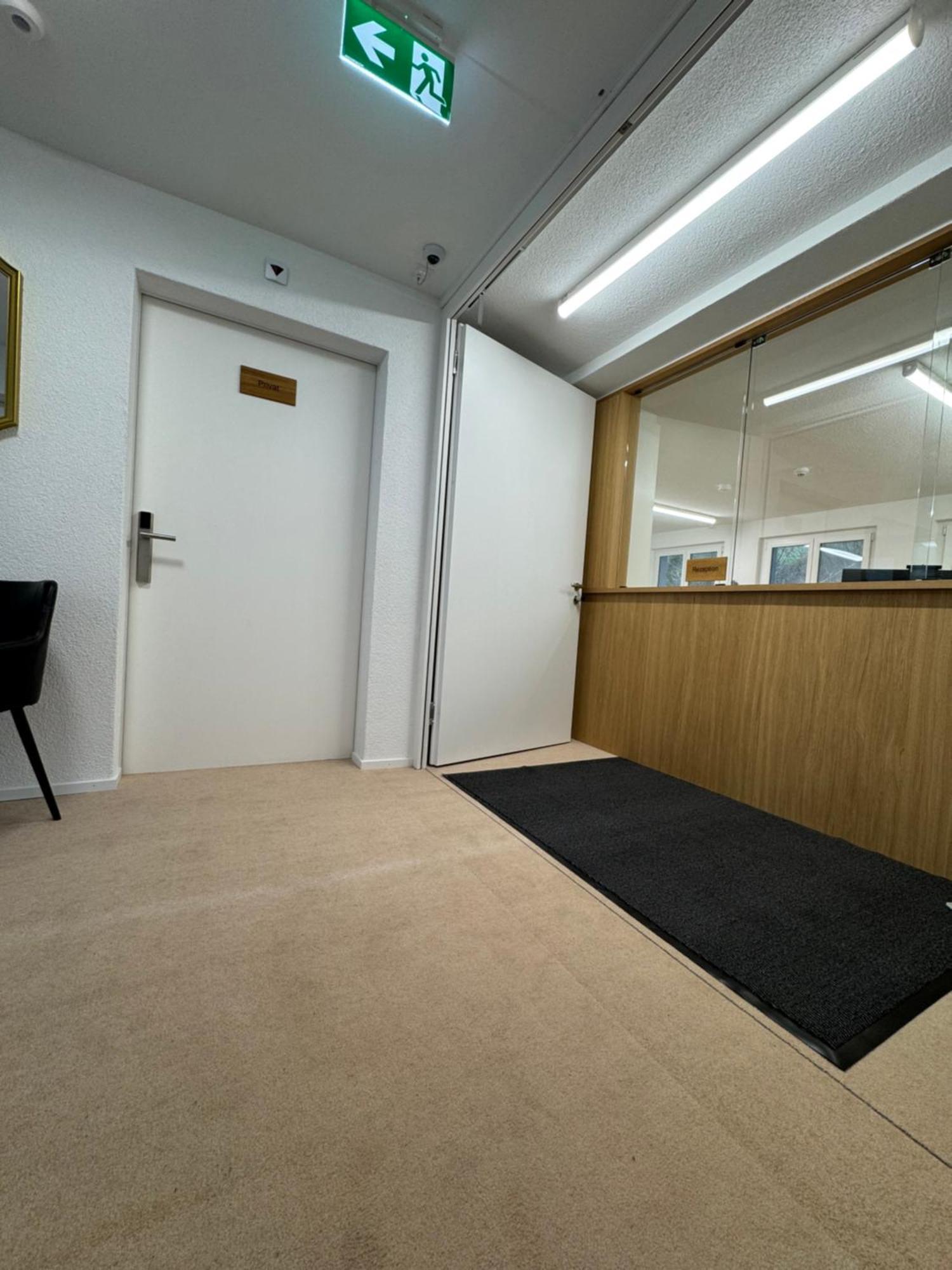 Business Hotel Riverside Duggingen Buitenkant foto